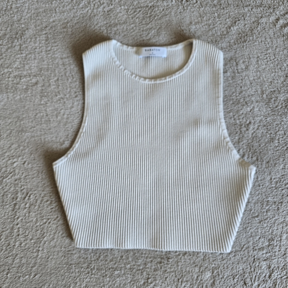 Aritzia Ribbed Cropped Tank Top in Off-White - Picture 2 of 10